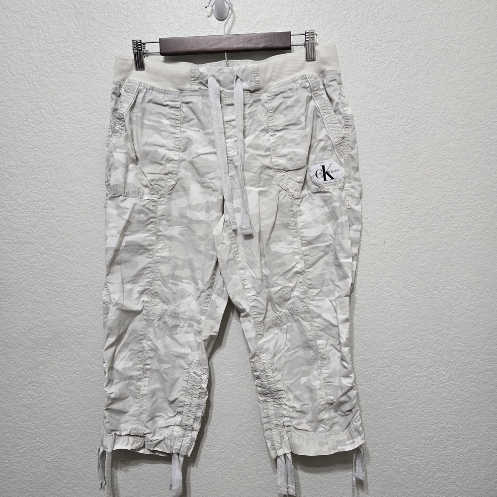 Calvin Klein Camouflage Capri Cargo Pants Size M